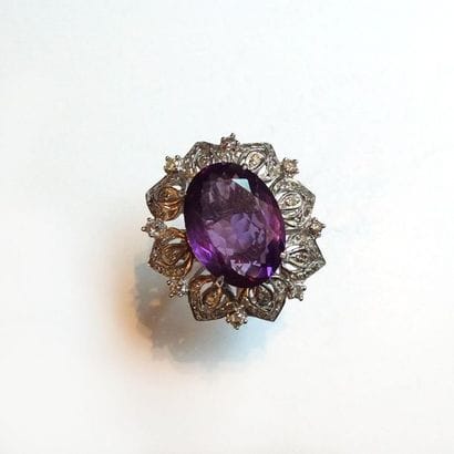 IMPORTANTE BAGUE FLEUR en argent (925/°°)...