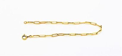 BRACELET en or 18k (750/°°) maille cheval...