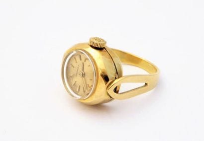 CEPRAZ. ADORABLE BAGUE MONTRE en or 18K (750/°°),...