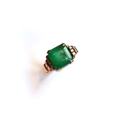 BAGUE en or jaune 18K (750/°°) ornée d'une...