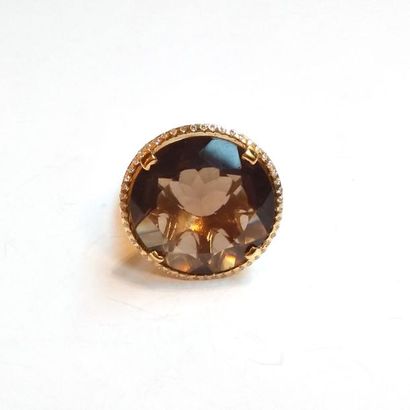 BAGUE en argent doré (vermeil) 925/°° centrée...