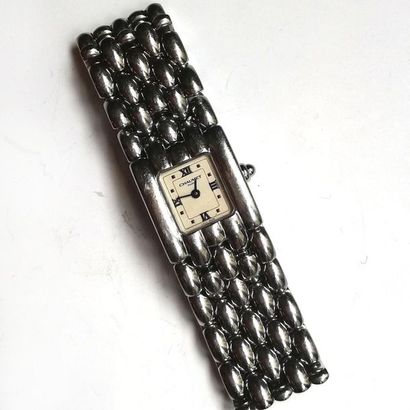 288 TER. CHAUMET. MONTRE DE DAME en acier,...