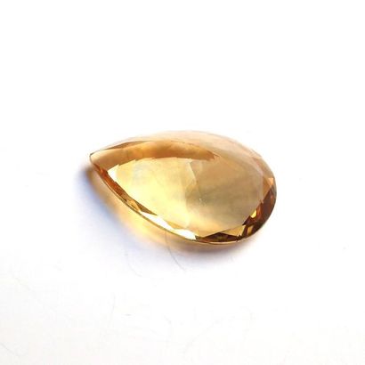 CITRINE taille poire, sur papier. 34,05c...