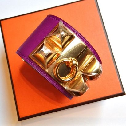 HERMES. Bracelet manchette 