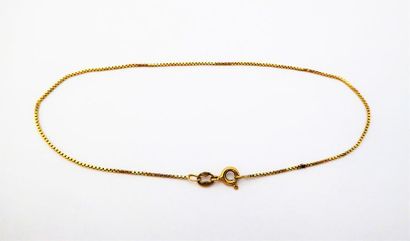 CHAINE DE CHEVILLE en or 18K (750/°°), maille...