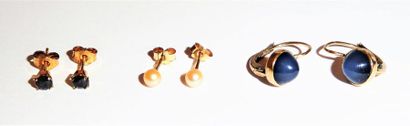 LOT DE 3 paires de BOUCLES D'ORELLES en or...