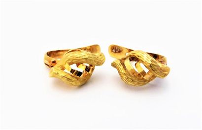 Paire de DORMEUSES en or 18K (750/°°), à...