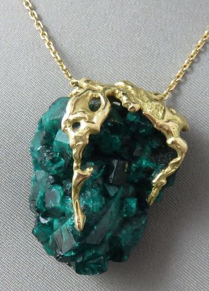 PENDENTIF 