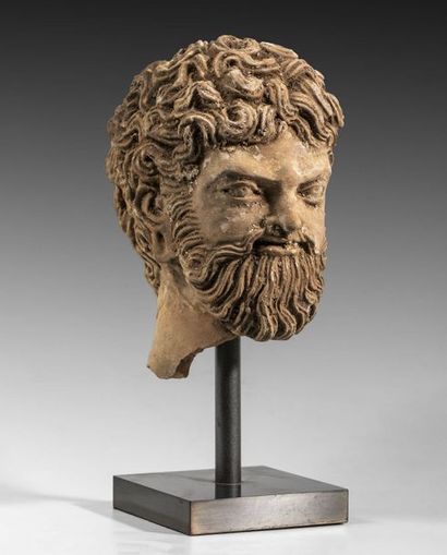 Tête d’homme barbu à la chevelure frisée,...