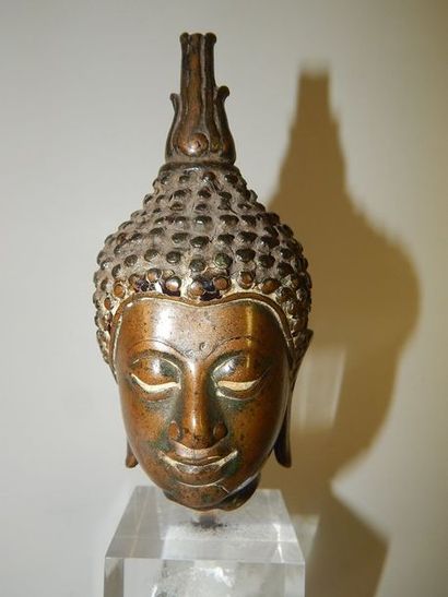 Tête de bouddha, en bronze. Siam, XIXème...