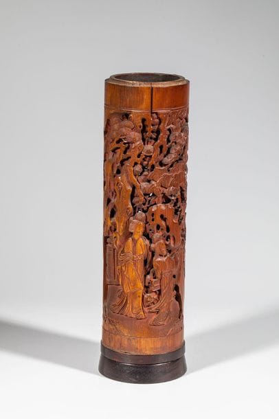 Etui à herbes odorantes en bambou, sculpté...