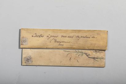 Deux plaques de jeux d’argent en ivoire,...