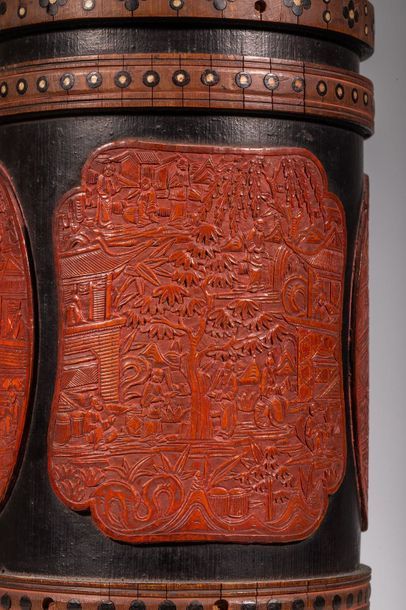 Bitong porte-pinceaux en bambou, au décor...