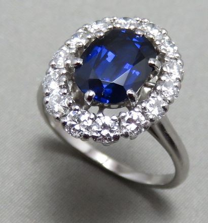 MELLERIO - Bague en platine à 950°/00, ornée...