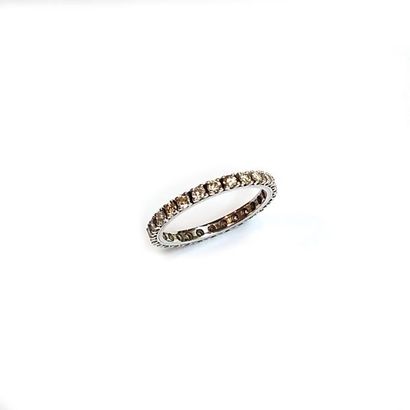 ALLIANCE AMERICAINE en or gris 18k (750/°°)...