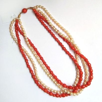 COLLIER 4 rangs torsadés, perles de culture...