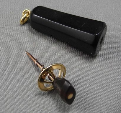 PENDENTIF 