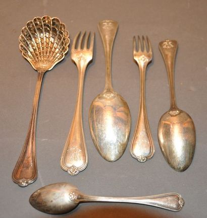 PARTIE DE MENAGERE en argent (925/°°) comprenant...