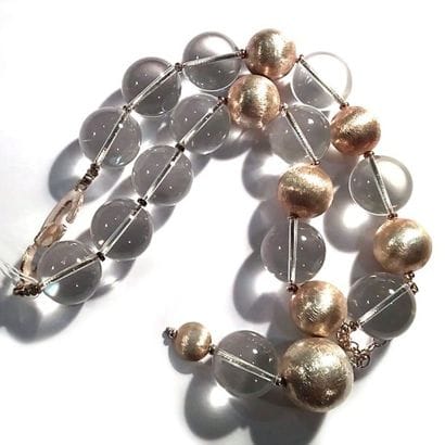 COLLIER COUTURE raz de cou composé de perles...