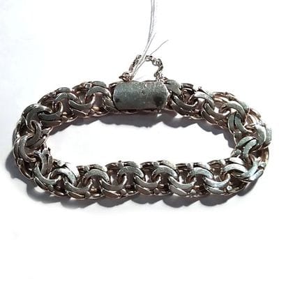 BRACELET en argent (925/°°) à doubles maillons...