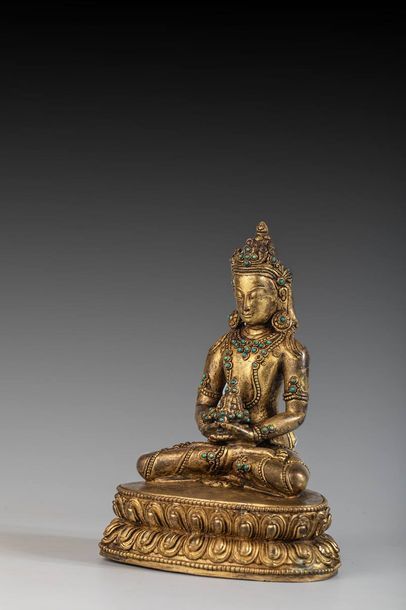 Amitayus, en bronze partiellement doré. Travail...