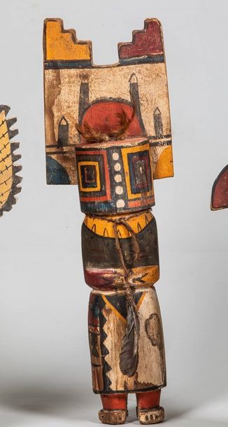 KACHINA HENIS - Poupée en bois de 
