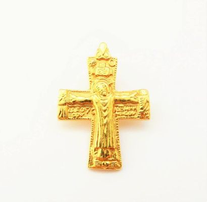 PENDENTIF CROIX en or jaune 18k (750/°°)....