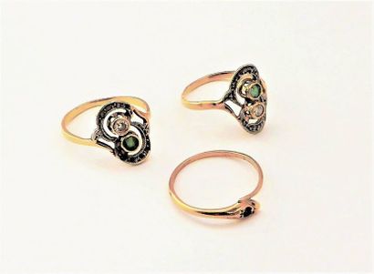 LOT de 3 bagues en or jaune 18k (750/°°)...