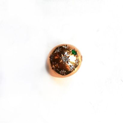 BAGUE DOME en or jaune 18K (750°/°°) sertie...