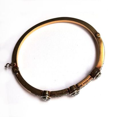 BRACELET JONC en or jaune 18K (750/°°) et...