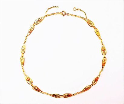 COLLIER en or 18K (750/°°) en maille filigranée...