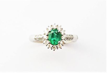 BAGUE POMPADOUR en or blanc 18K (750/°°),...