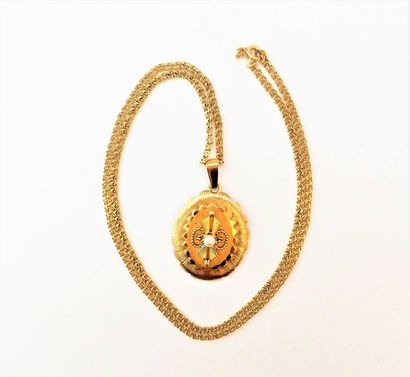 CHAINE en or 18K (750/°°), maille gourmette...
