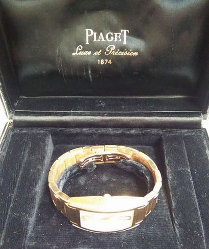 PIAGET - Montre bracelet en or 18K (750°/°°)...