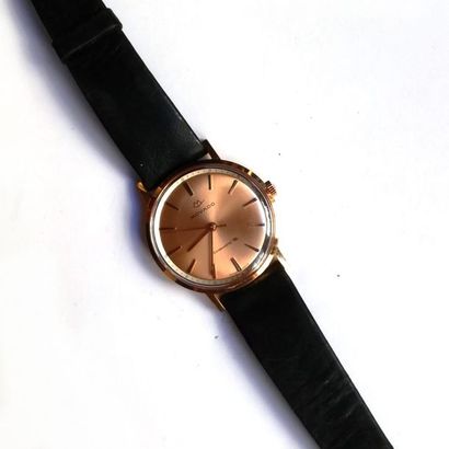 MOVADO - Montre bracelet d'homme, modèle...