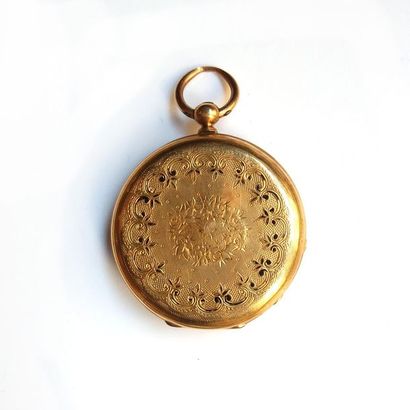 413 bis, MONTRE de col en or 18K (750°/°°)....