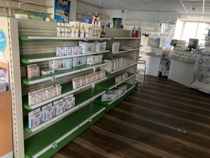 STOCK PHARMACIE & PARAPHARMACIE : VENDU EN...