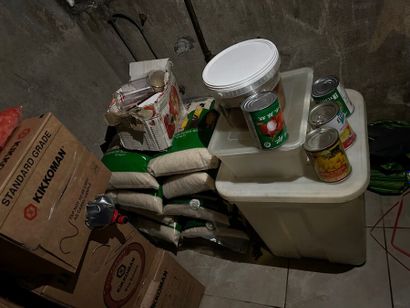 STOCK VENDU EN UN SEUL LOT : 

(+/-) 46 cannettes...