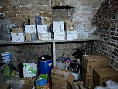 STOCK VENDU EN UN SEUL LOT : 

(+/-) 46 cannettes...