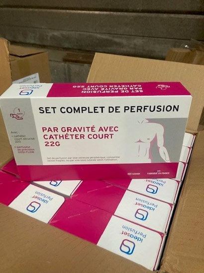 STOCK comprenant (+/-) 70 palettes composées...