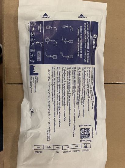 STOCK comprenant :
- 14 cartons d'environ...