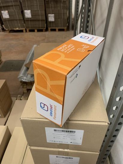 STOCK comprenant :
- 14 cartons d'environ...