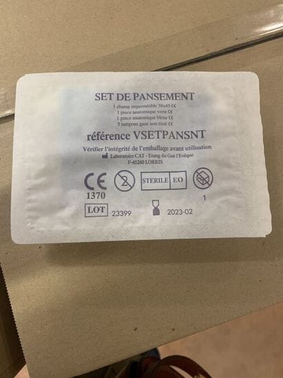 STOCK comprenant :
- 14 cartons d'environ...