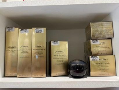 STOCK : Produits CLARINS, SHISEIDO, GUERLAIN,...