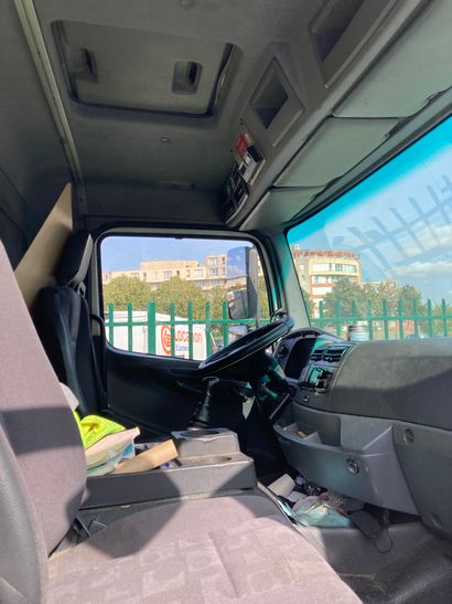 MERCEDES CAMION FG TD Immatriculation DE-154-JF...