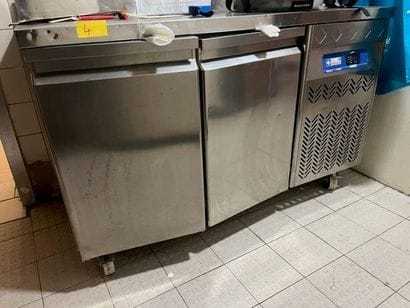 1 tour inox groupe intégré GASTRO ouvrant...