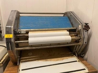 1 façonneuse inox sans marque apparente (ancien...