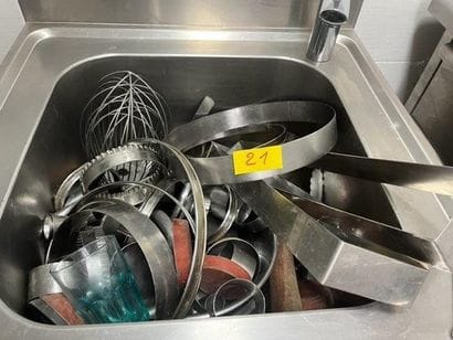 1 batterie de cuisine inox