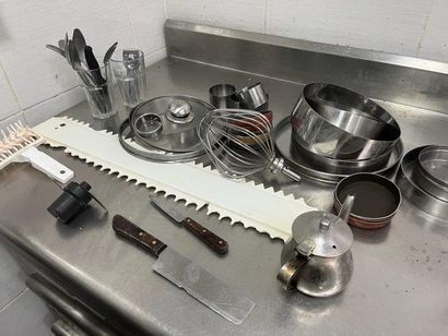 1 batterie de cuisine inox