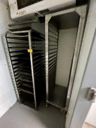 2 échelles inox (mauvais état)